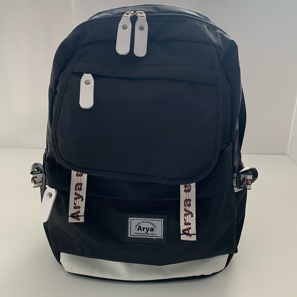 GIRLS BLACK BACKPACK BY ARYA - Picture 2 of 11